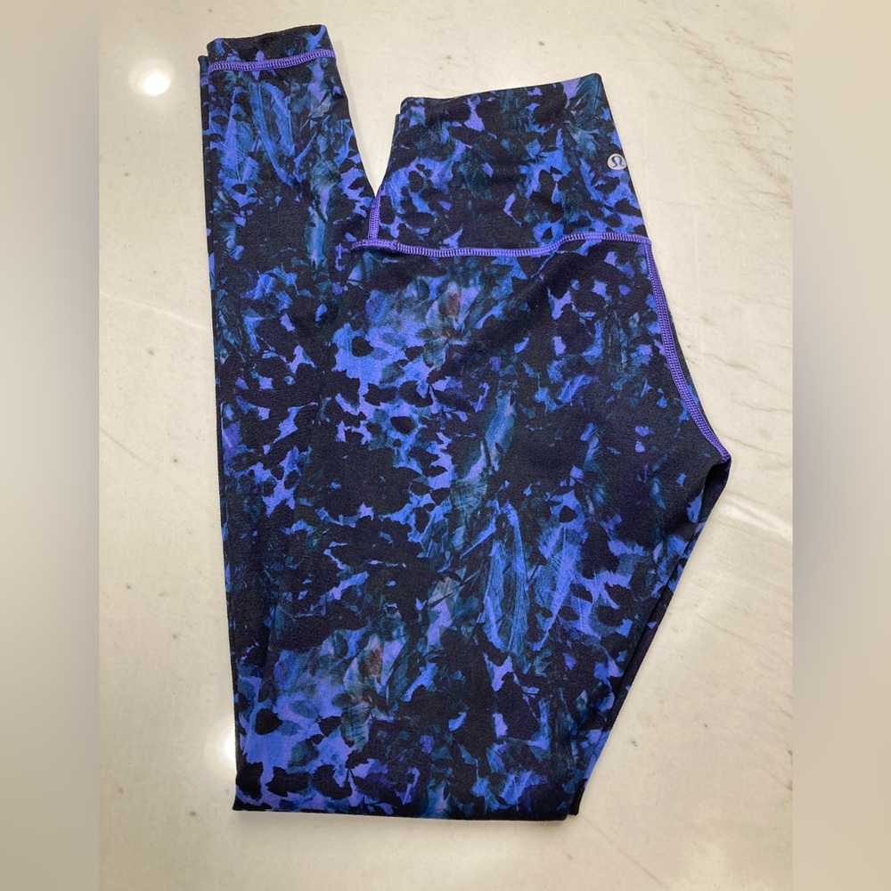 Lululemon Wunder Under Leggings Floral sport iris Size 6
